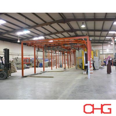 Machine de revêtement en poudre personnalisable pour profils avec pistolets à pulvérisation électrostatique